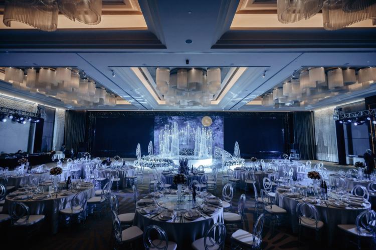 上海静安瑞吉酒店呈现「庆典的艺术」2018时尚婚礼秀